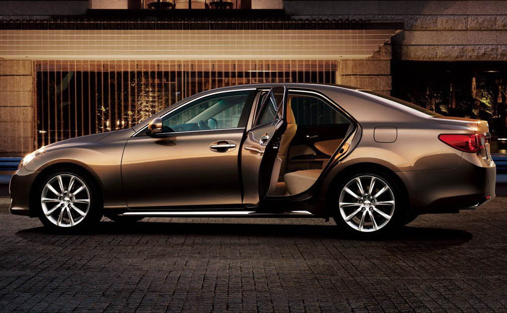 toyota mark.jpg