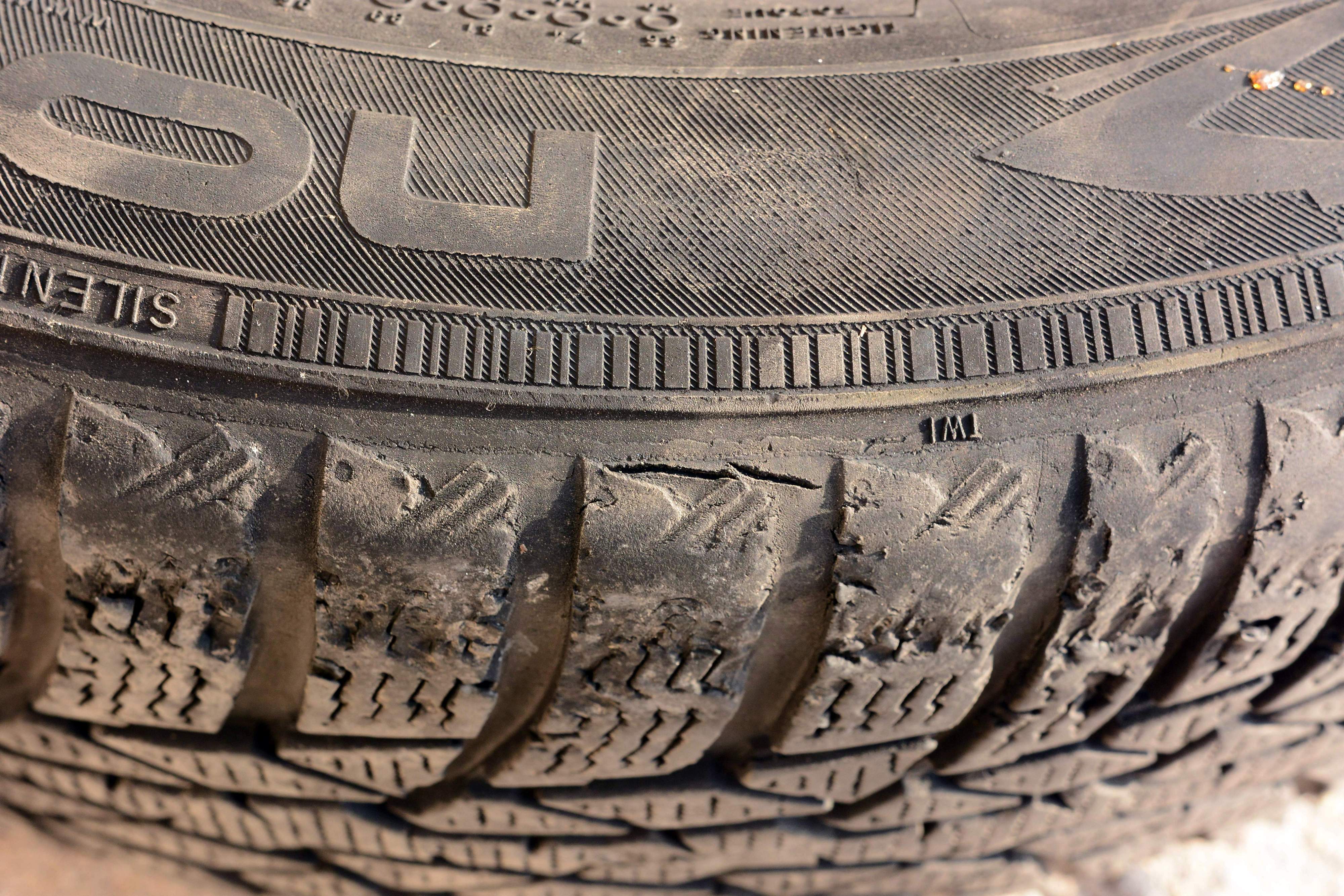 205/55R16 91H  Nokian WR D4 - грайфери