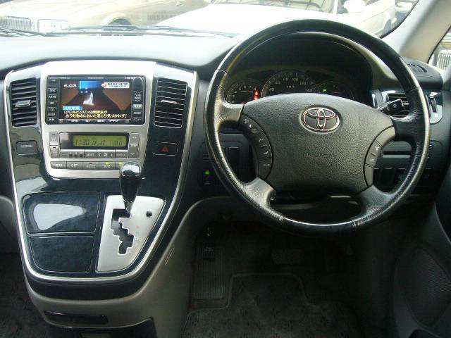 40500152A20080522W00102.jpg